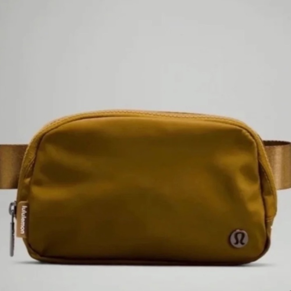 lululemon athletica Small Travel Pouch in Brown - Picture 3 of 5